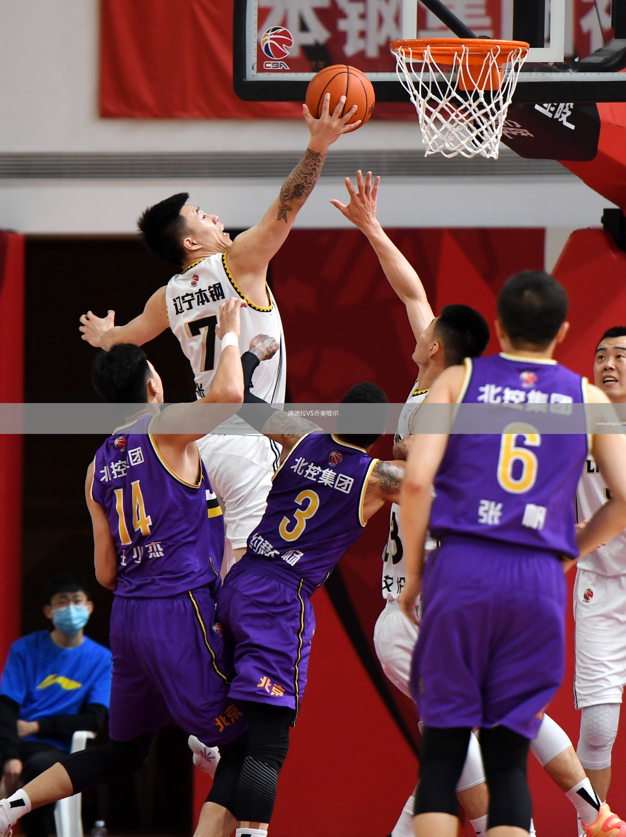 通德拉VS乔奥维尔
